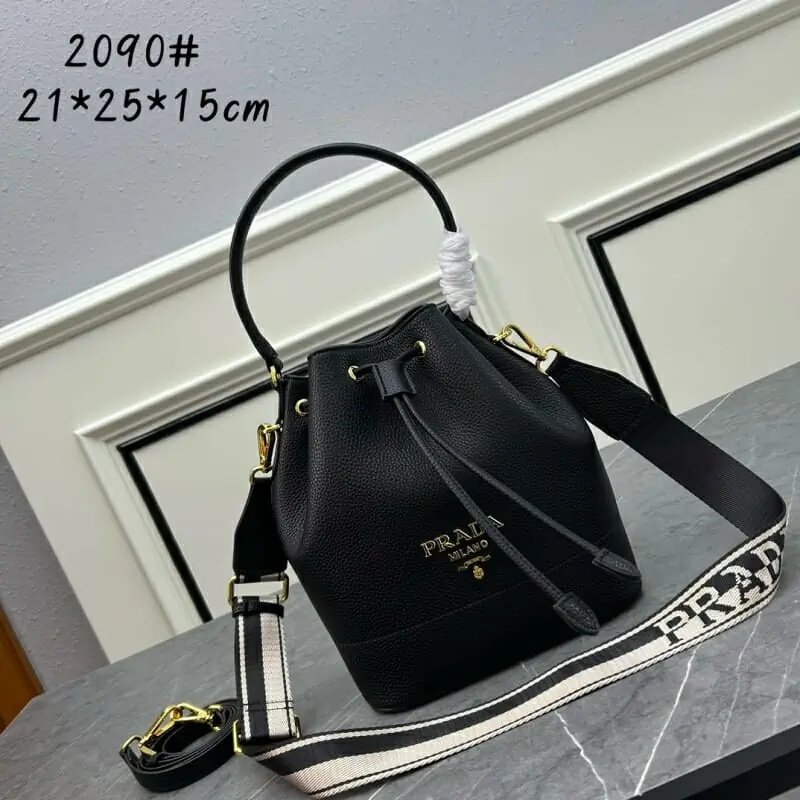 prada aaa qualite sac a main  pour femme s_1210567